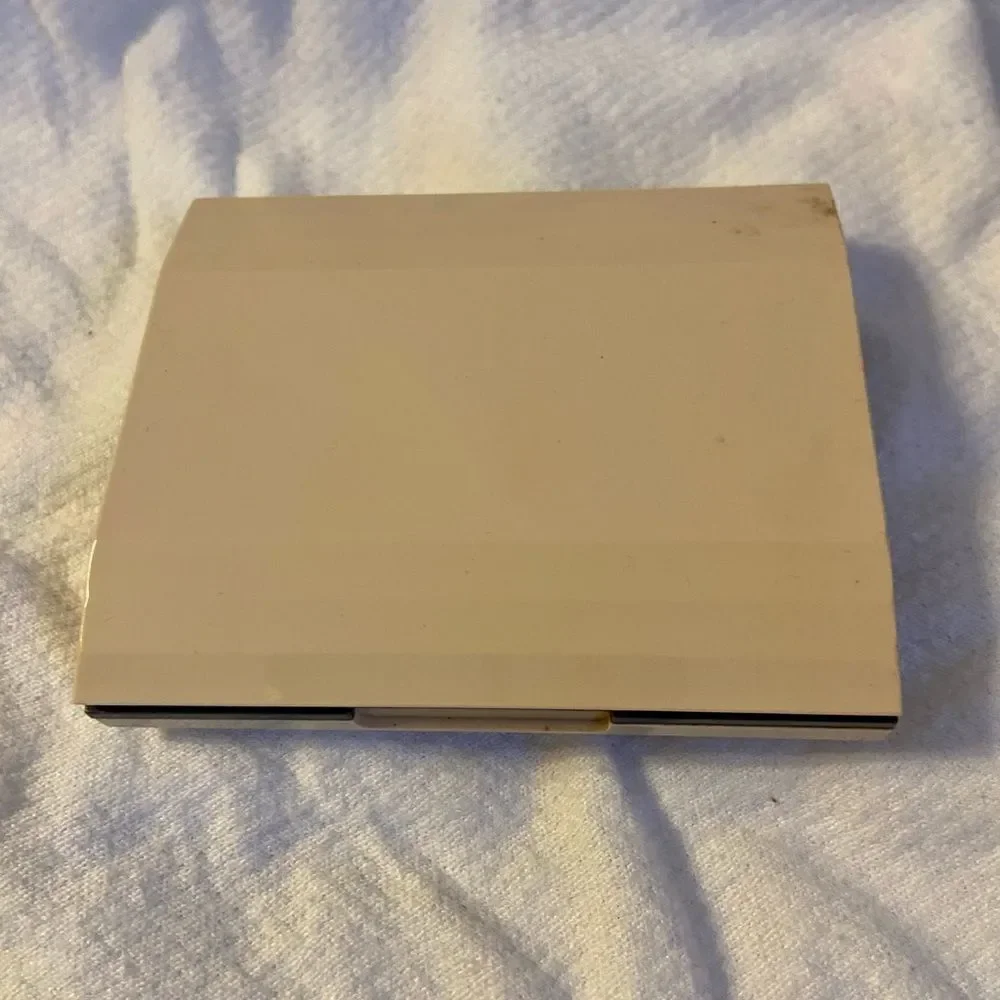 1991 Avon Advanced Foundation Pressed Powder Deep - Picture 3 of 5